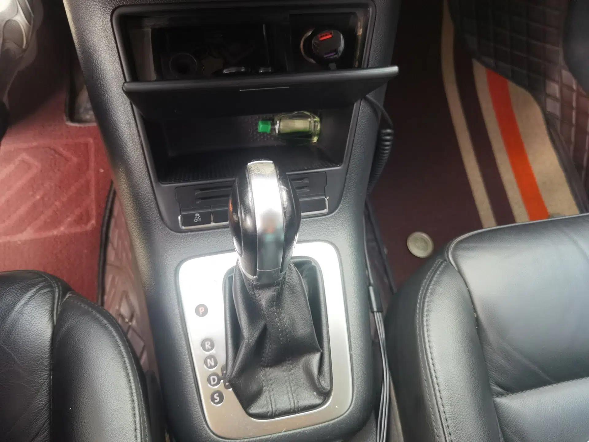 Volkswagen Tiguan 2012 1.8TSI Automatic All-Wheel Drive Fashion Edition — миниатюра 14