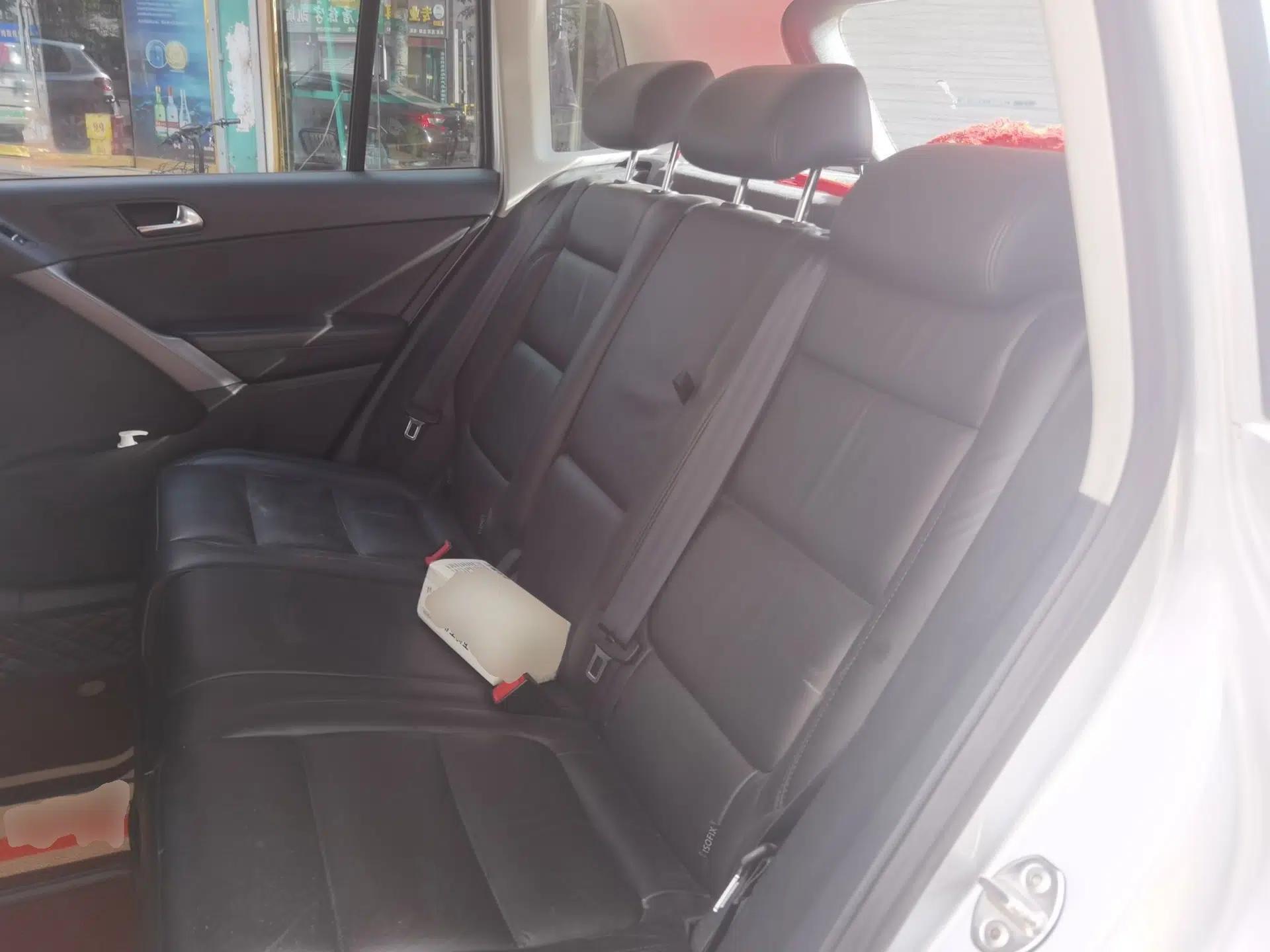 Volkswagen Tiguan 2012 1.8TSI Automatic All-Wheel Drive Fashion Edition — миниатюра 17