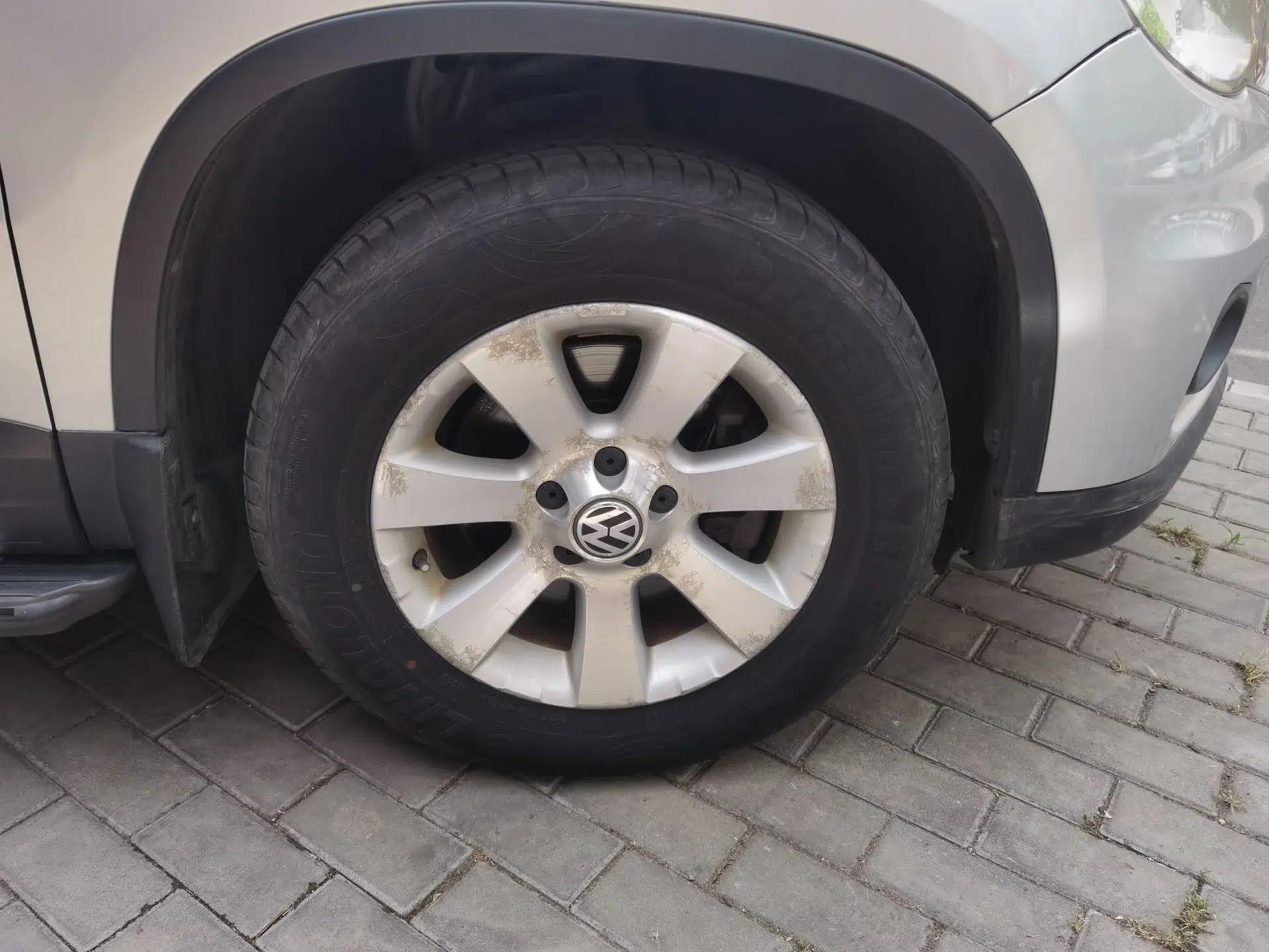 Volkswagen Tiguan 2012 1.8TSI Automatic All-Wheel Drive Fashion Edition — миниатюра 8