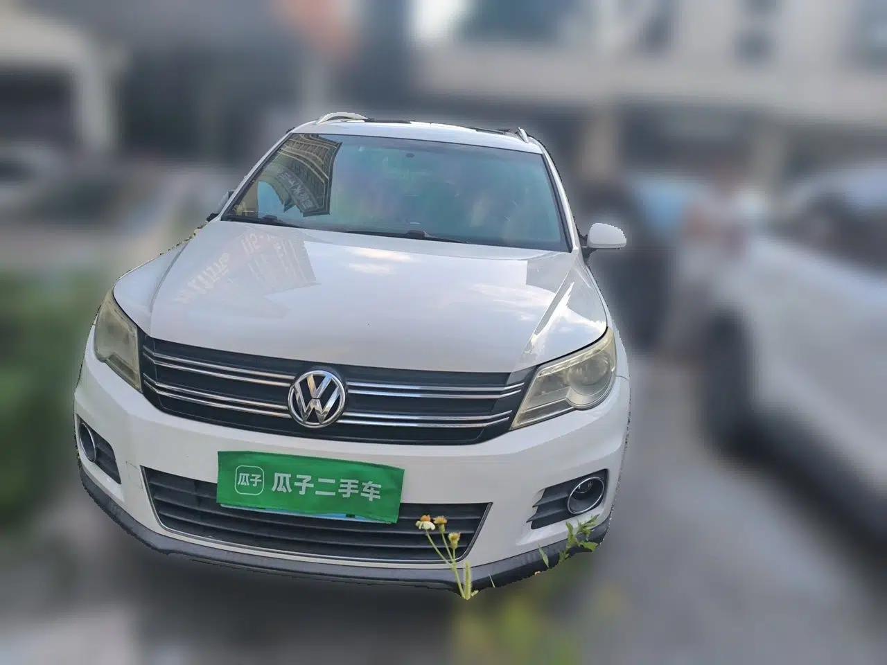 Volkswagen Tiguan 2012 1.8TSI Automatic Two-Wheel Drive Elite Edition — миниатюра 2