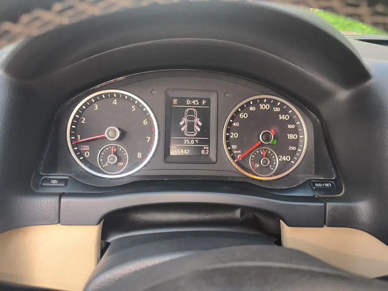 Volkswagen Tiguan 2012 1.8TSI Automatic Two-Wheel Drive Elite Edition — миниатюра 11
