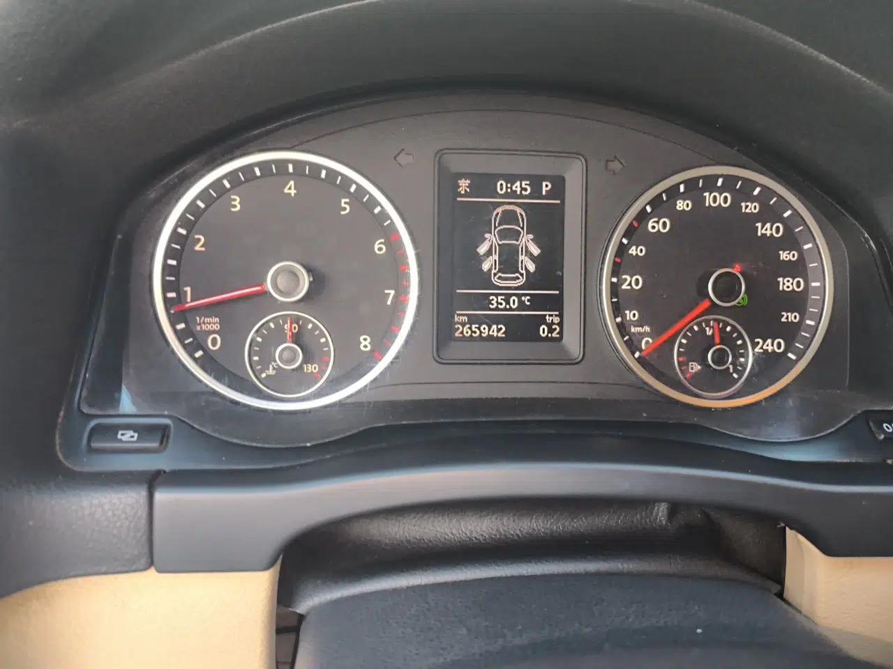 Volkswagen Tiguan 2012 1.8TSI Automatic Two-Wheel Drive Elite Edition — миниатюра 12