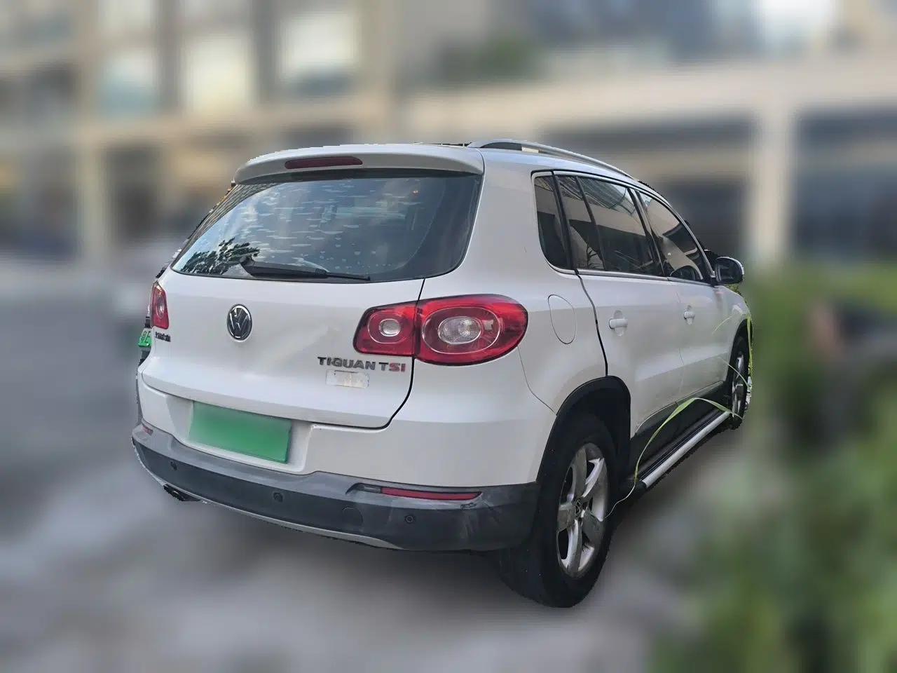 Volkswagen Tiguan 2012 1.8TSI Automatic Two-Wheel Drive Elite Edition — миниатюра 6