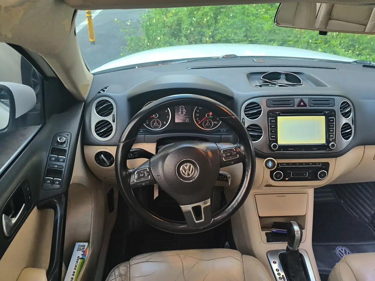 Volkswagen Tiguan 2012 1.8TSI Automatic Two-Wheel Drive Elite Edition — миниатюра 10