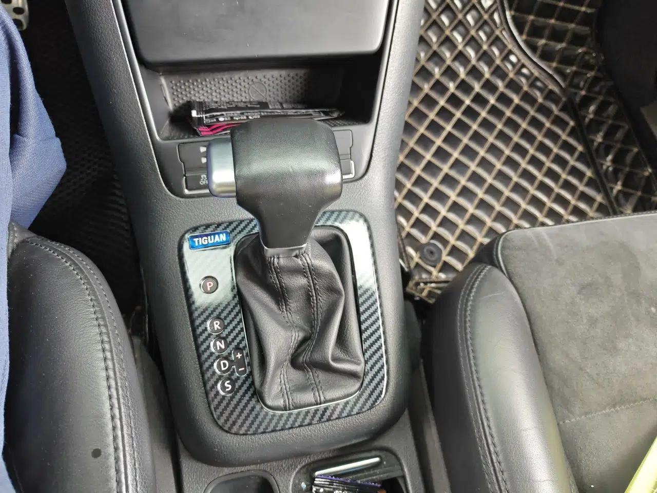 Volkswagen Tiguan 2010 2.0 TSI Automatic All-Wheel Drive Flagship Edition — миниатюра 14