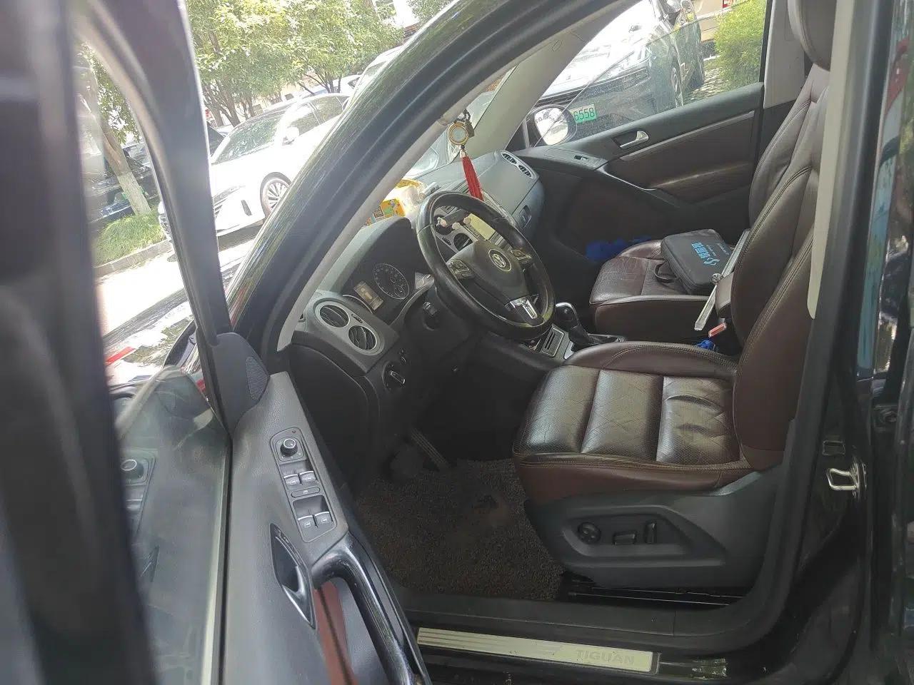 Volkswagen Tiguan 2013 1.8TSI Automatic Two-Wheel Drive Luxury Model — миниатюра 16