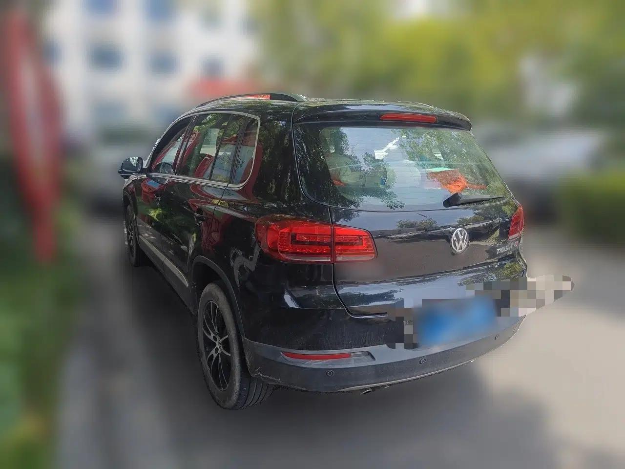 Volkswagen Tiguan 2013 1.8TSI Automatic Two-Wheel Drive Luxury Model — миниатюра 4
