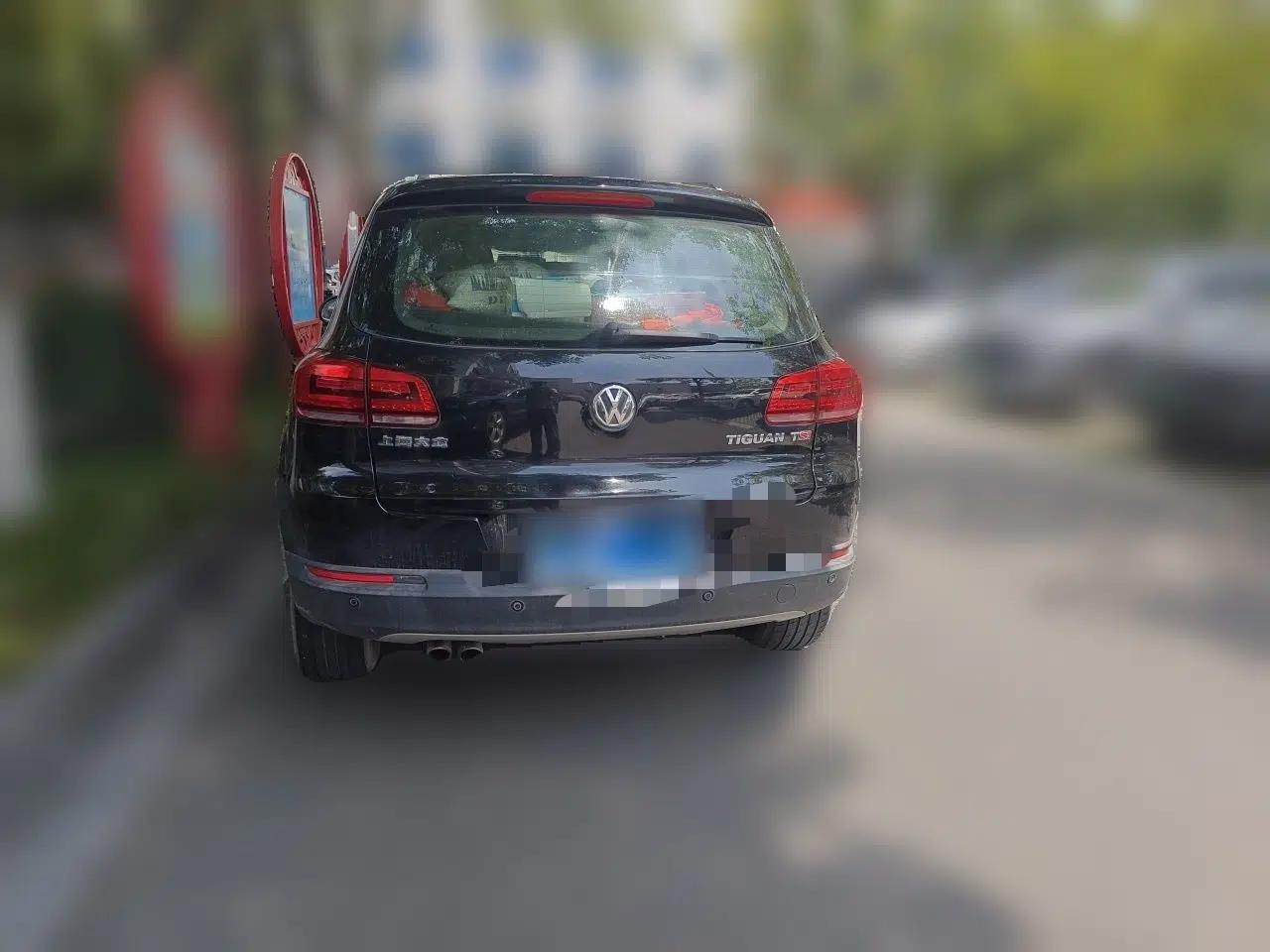 Volkswagen Tiguan 2013 1.8TSI Automatic Two-Wheel Drive Luxury Model — миниатюра 5