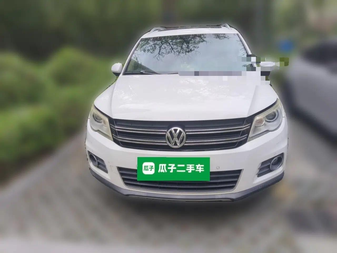 Volkswagen Tiguan 2012 2.0 TSI Automatic All-Wheel Drive Flagship Edition — миниатюра 2