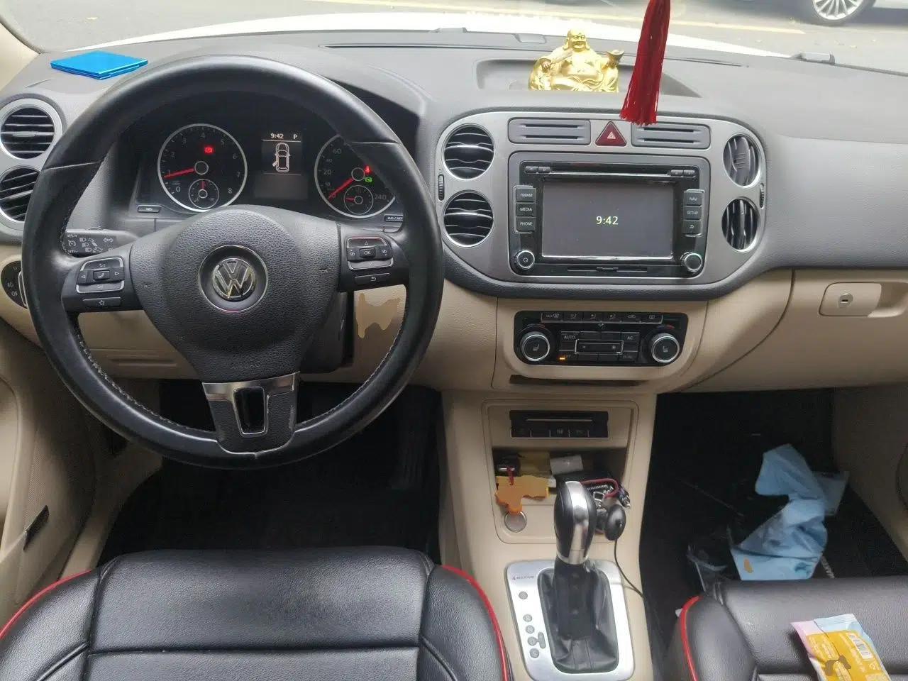 Volkswagen Tiguan 2012 2.0 TSI Automatic All-Wheel Drive Flagship Edition — миниатюра 9