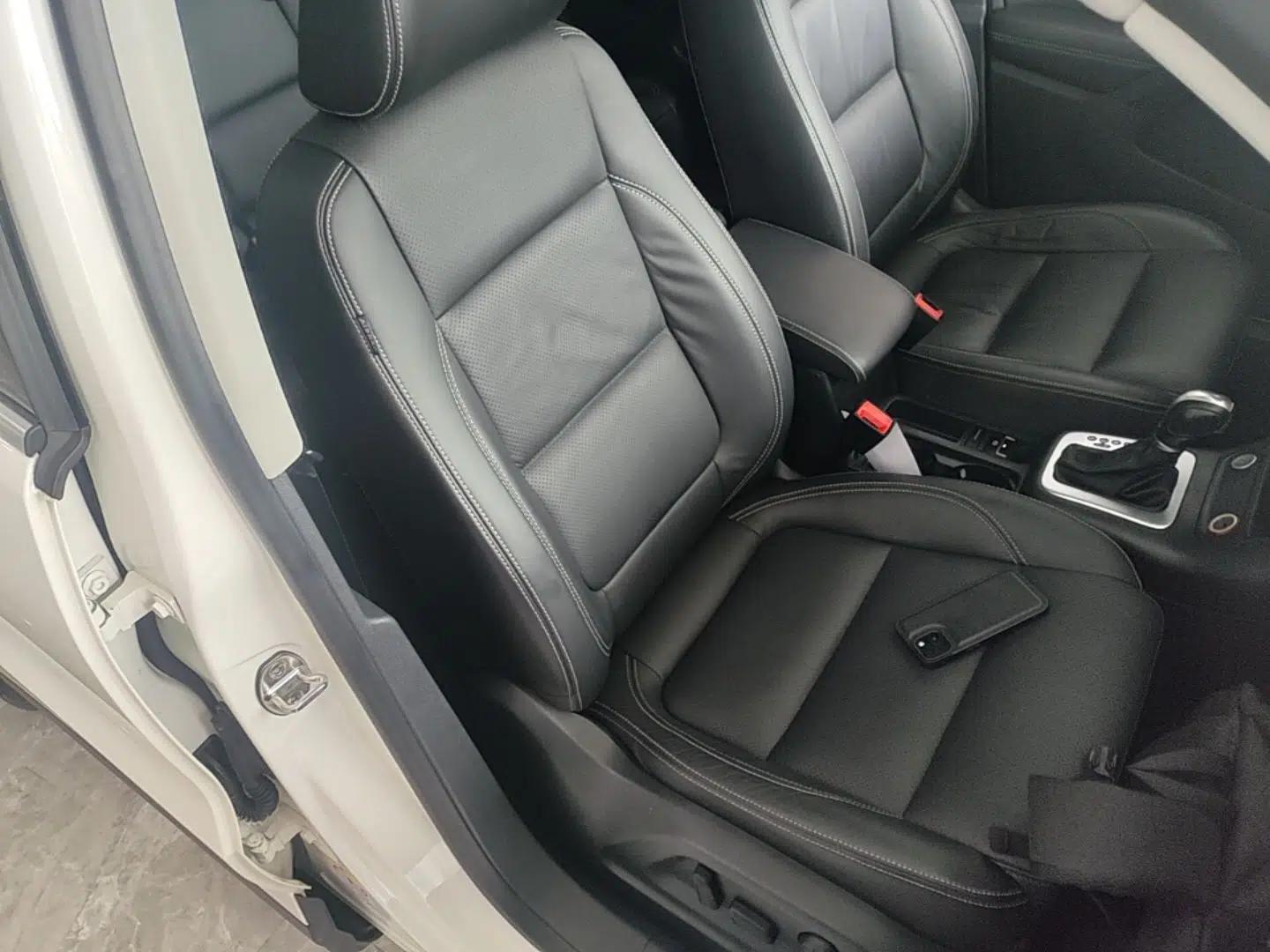 Volkswagen Tiguan 2016 300TSI Automatic Two-Wheel Drive Luxury Edition — миниатюра 19