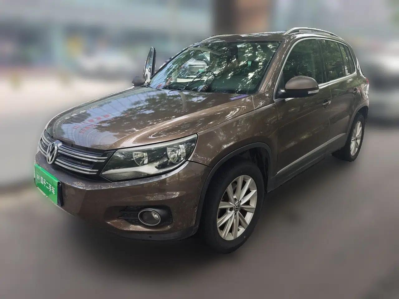 Volkswagen Tiguan 2012 2.0 TSI Comfort Edition — миниатюра 1