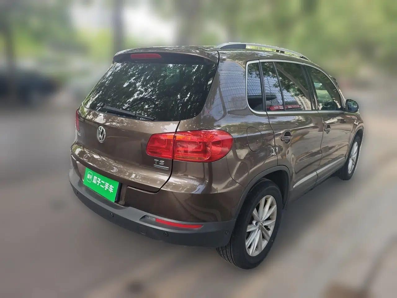 Volkswagen Tiguan 2012 2.0 TSI Comfort Edition — миниатюра 6