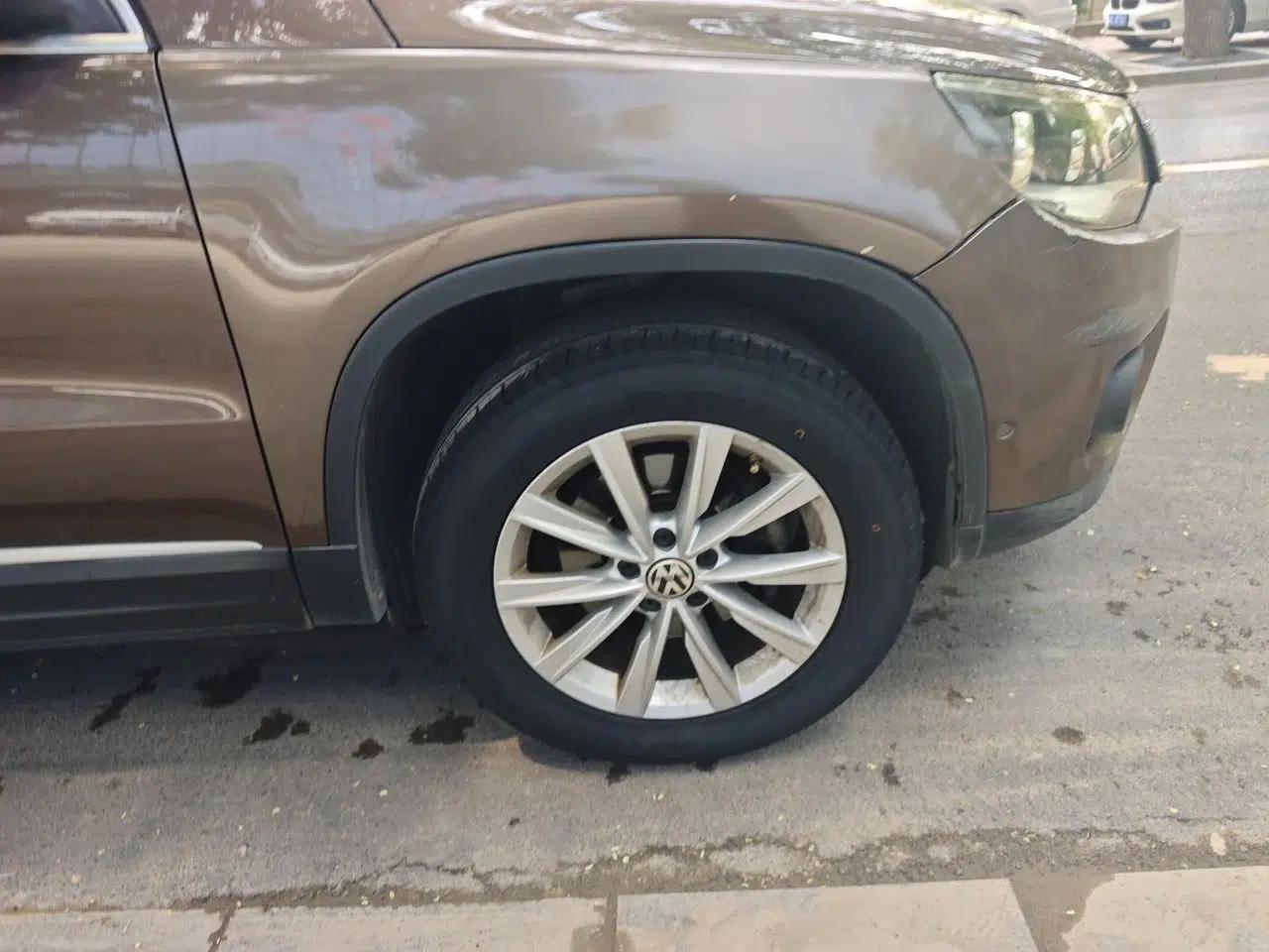 Volkswagen Tiguan 2012 2.0 TSI Comfort Edition — миниатюра 8