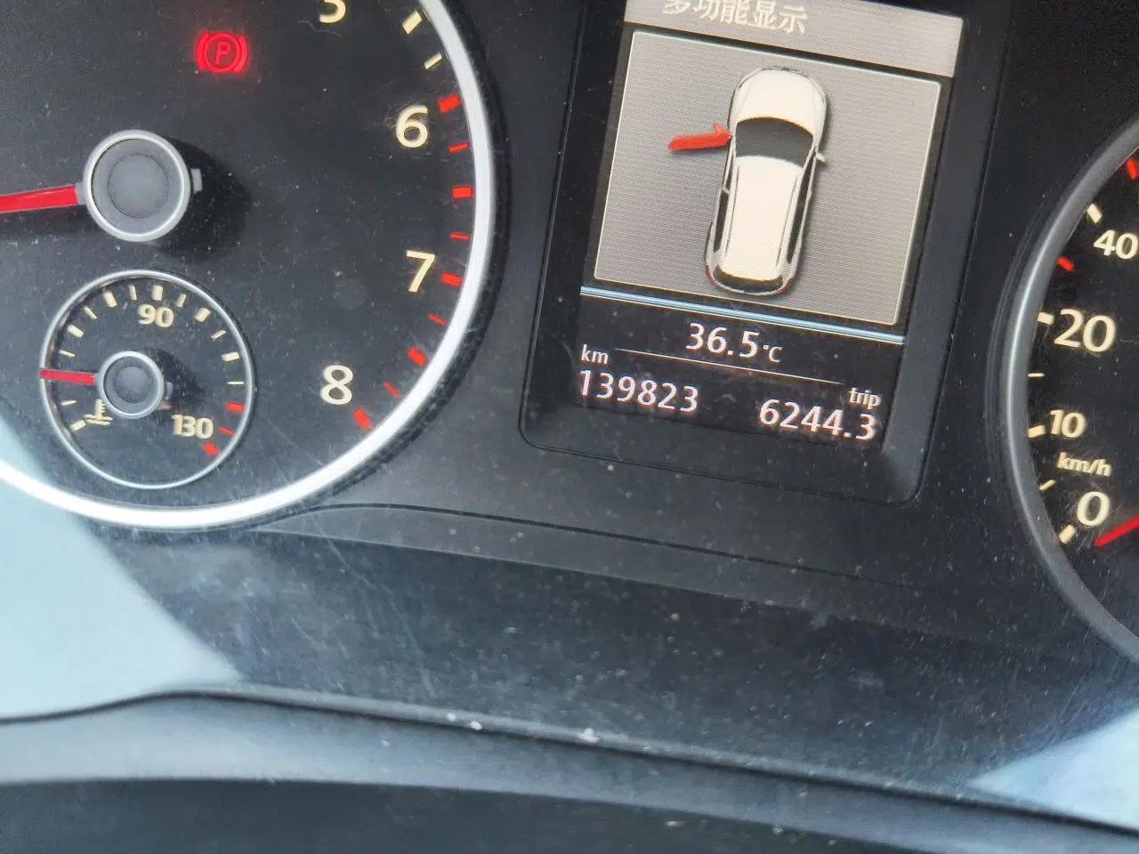 Volkswagen Tiguan 2013 1.8TSI Automatic Two-Wheel Drive Luxury Model — миниатюра 12
