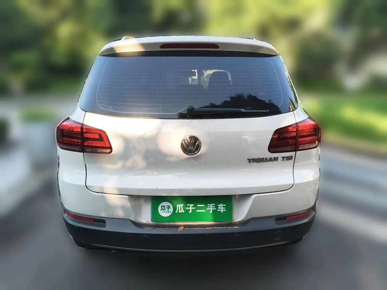 Volkswagen Tiguan 2013 1.8TSI Automatic Two-Wheel Drive Luxury Model — миниатюра 5