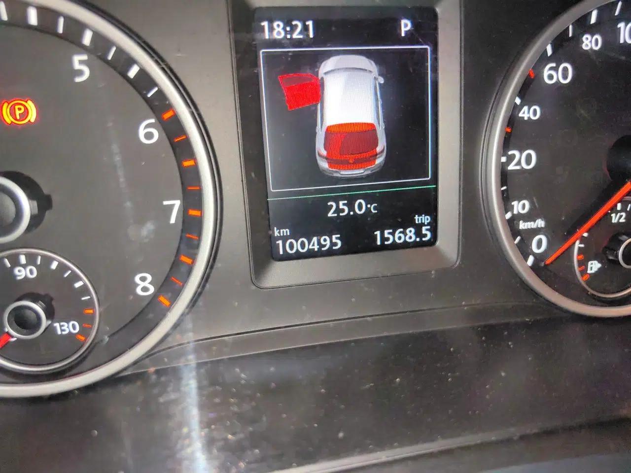 Volkswagen Tiguan 2015 1.8TSI Automatic All-Wheel-Drive Luxury Model — миниатюра 12