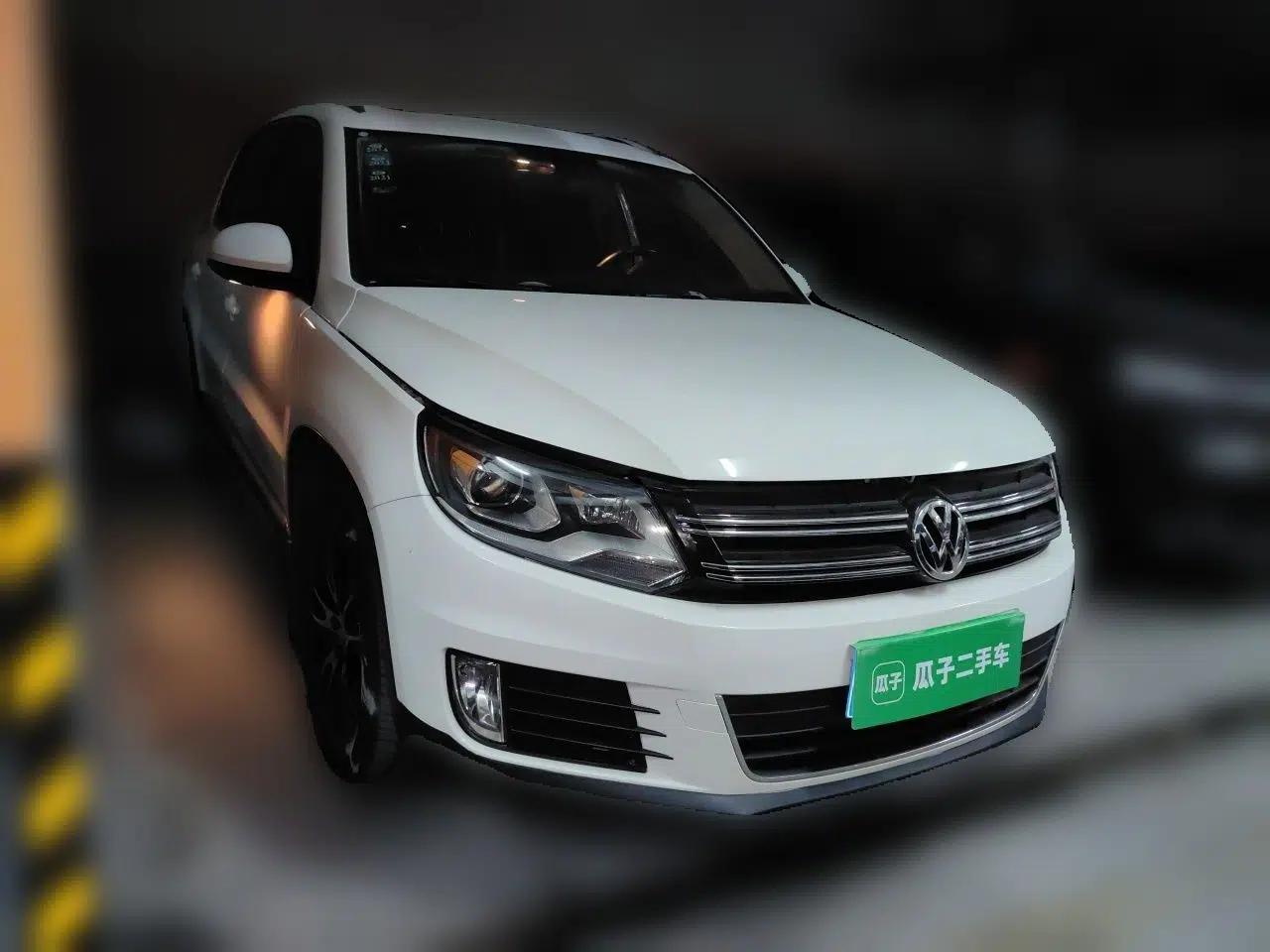 Volkswagen Tiguan 2015 1.8TSI Automatic All-Wheel-Drive Luxury Model — миниатюра 3