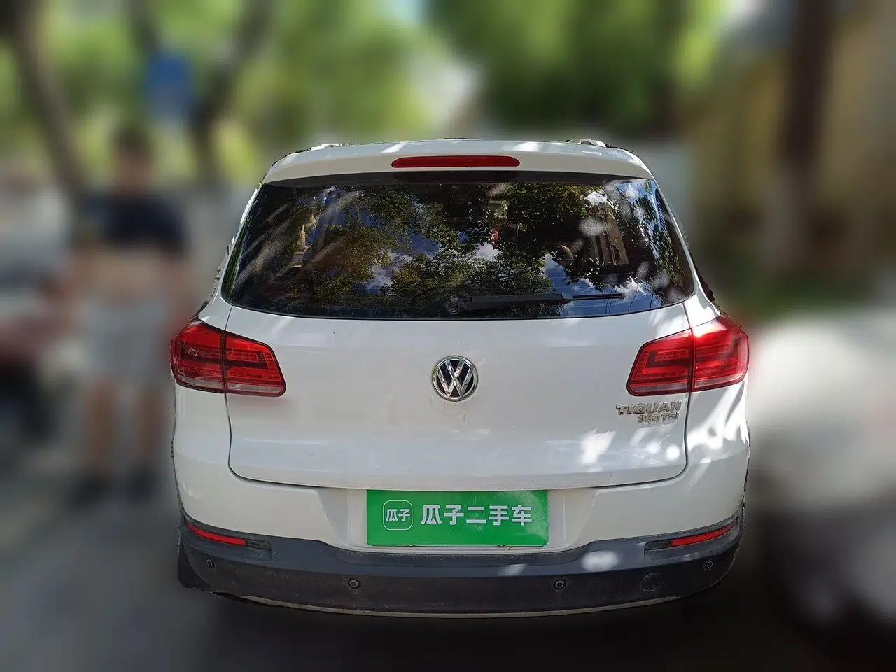 Volkswagen Tiguan 2015 1.8TSI Automatic Two-Wheel Drive Luxury Model — миниатюра 5