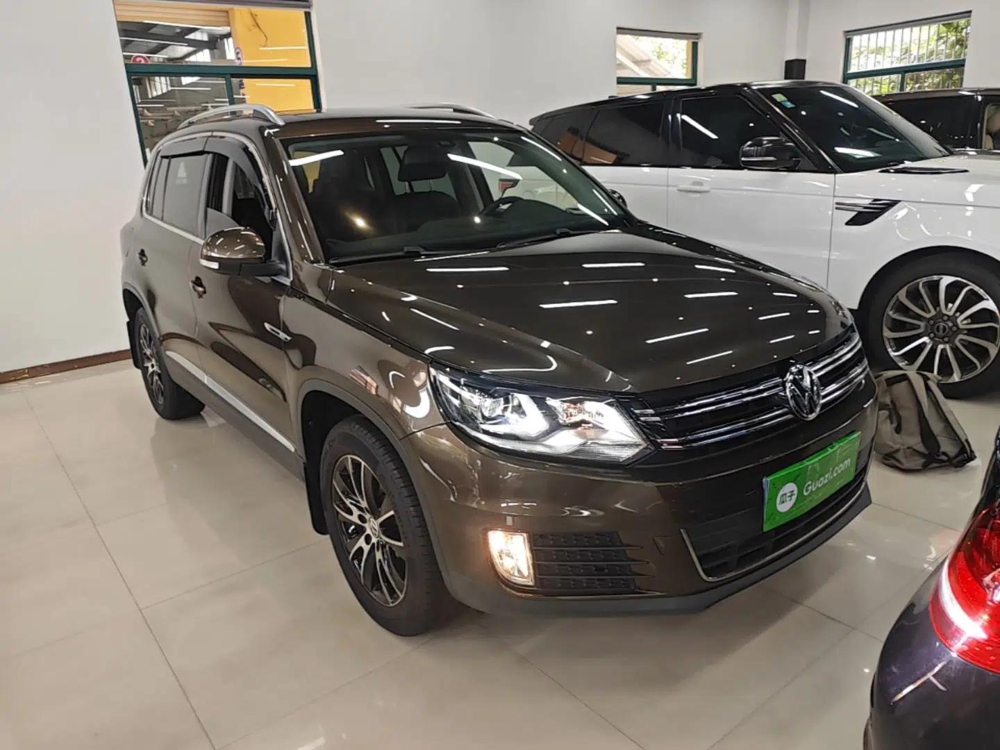 Volkswagen Tiguan 2016 300TSI Automatic All-Wheel Drive Luxury Edition — миниатюра 3