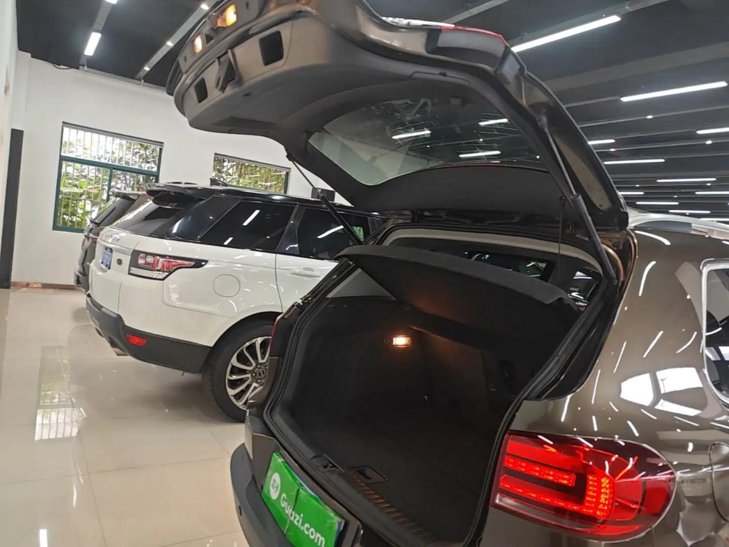 Volkswagen Tiguan 2016 300TSI Automatic All-Wheel Drive Luxury Edition — миниатюра 22