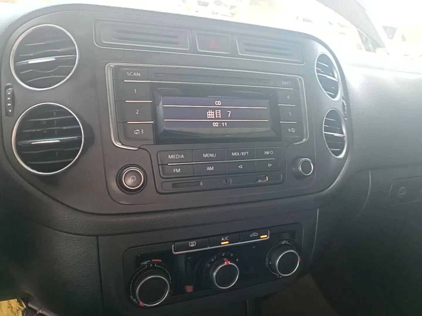 Volkswagen Tiguan 2016 300TSI Automatic Two-Wheel Drive Trend Edition — миниатюра 15