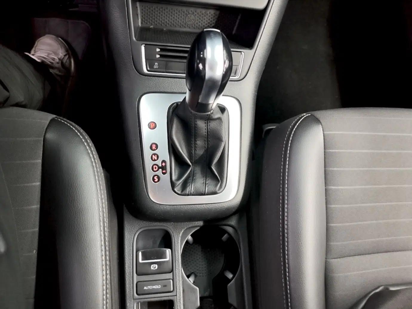Volkswagen Tiguan 2016 300TSI Automatic Two-Wheel Drive Trend Edition — миниатюра 16