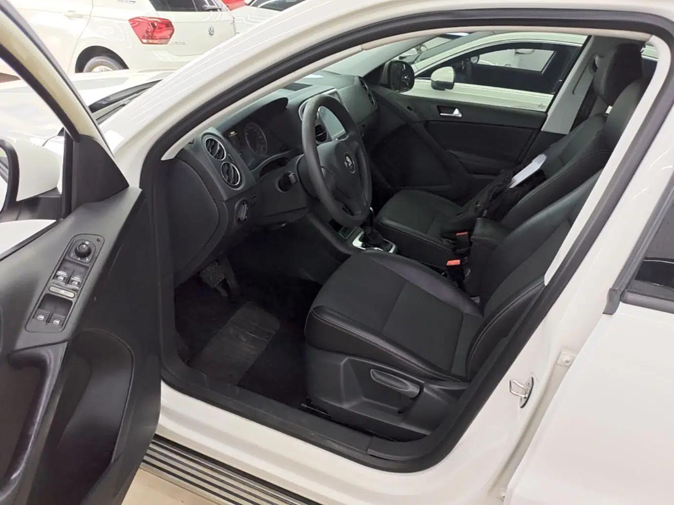 Volkswagen Tiguan 2016 300TSI Automatic Two-Wheel Drive Trend Edition — миниатюра 18