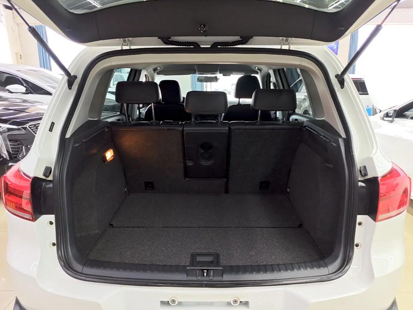 Volkswagen Tiguan 2016 300TSI Automatic Two-Wheel Drive Trend Edition — миниатюра 22