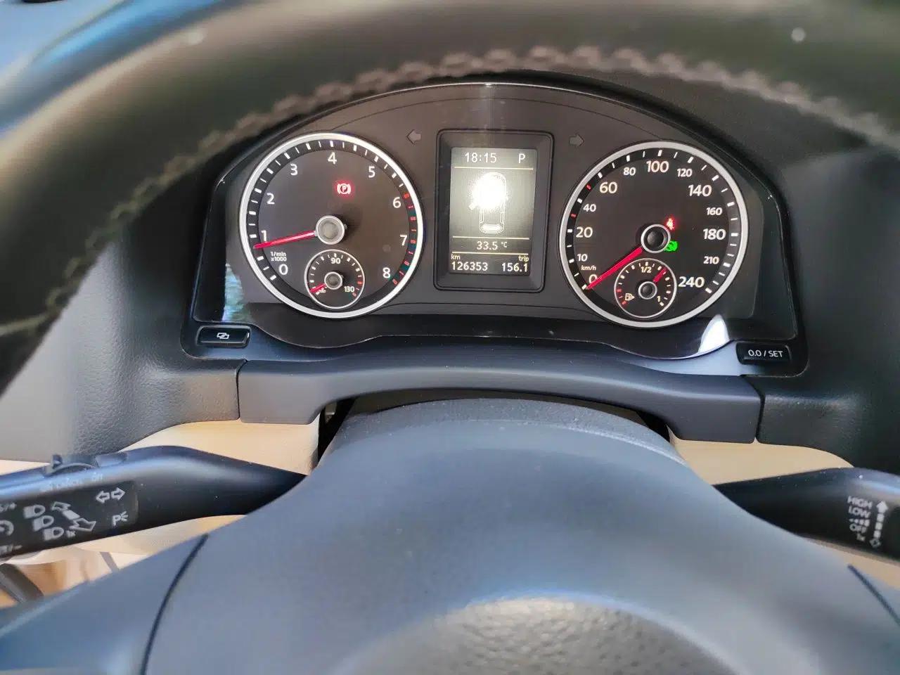 Volkswagen Tiguan 2012 2.0 TSI Automatic All-Wheel Drive Elite Edition — миниатюра 11