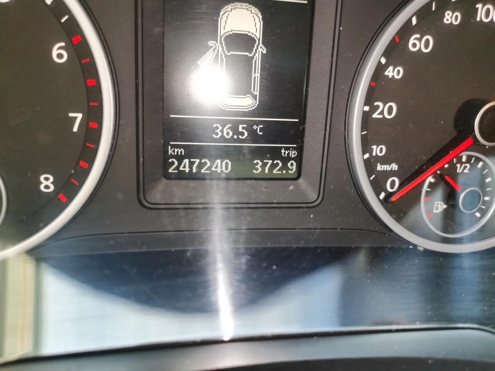 Volkswagen Tiguan 2013 1.4 TSI Manual Two-Wheel Drive BlueMotion Edition — миниатюра 12