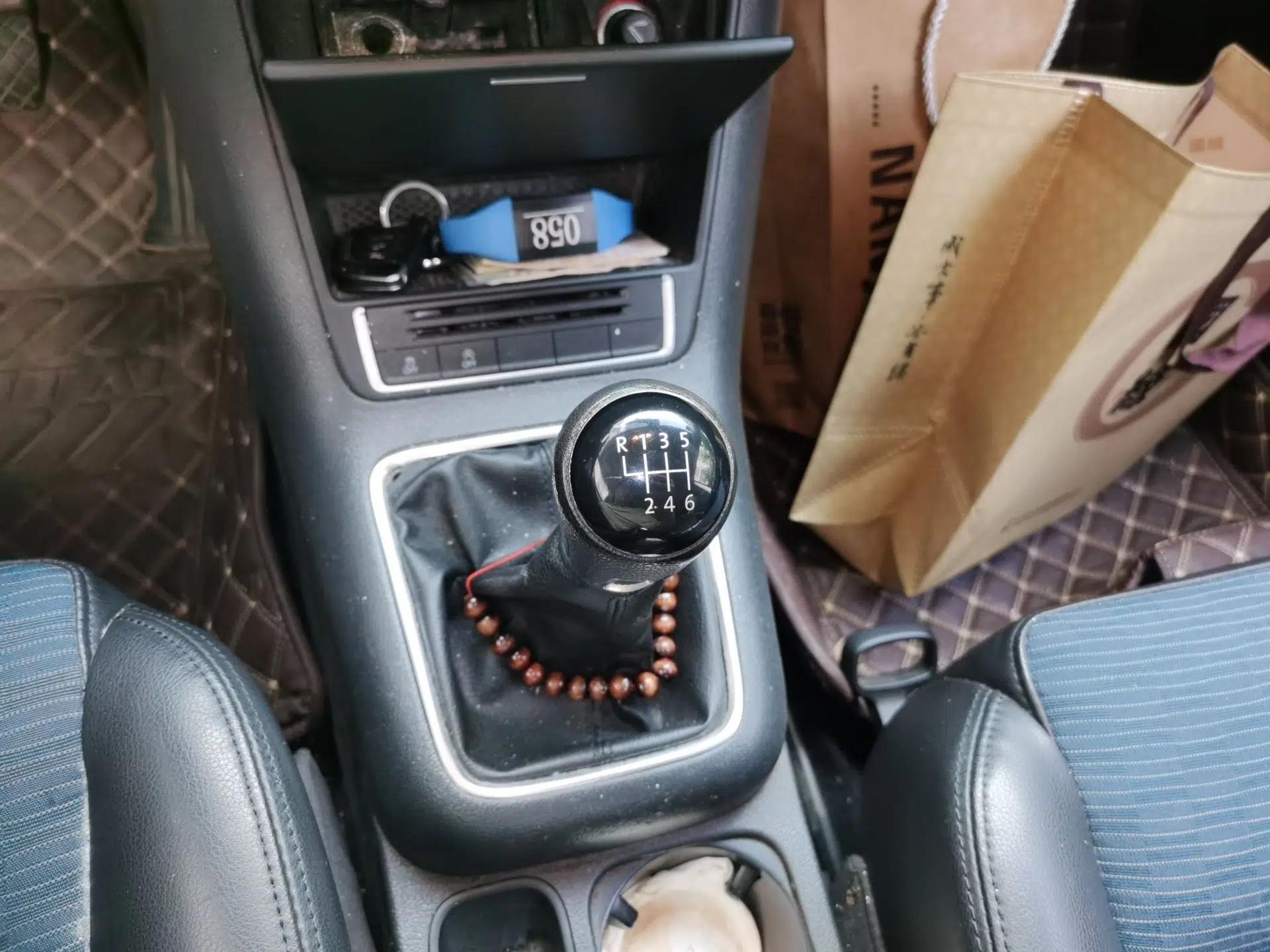 Volkswagen Tiguan 2013 1.4 TSI Manual Two-Wheel Drive BlueMotion Edition — миниатюра 14