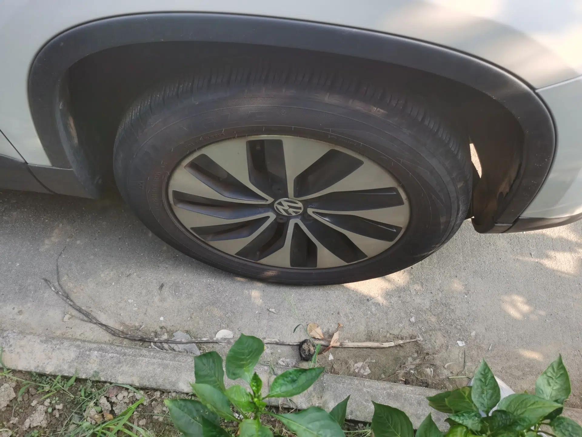 Volkswagen Tiguan 2013 1.4 TSI Manual Two-Wheel Drive BlueMotion Edition — миниатюра 8