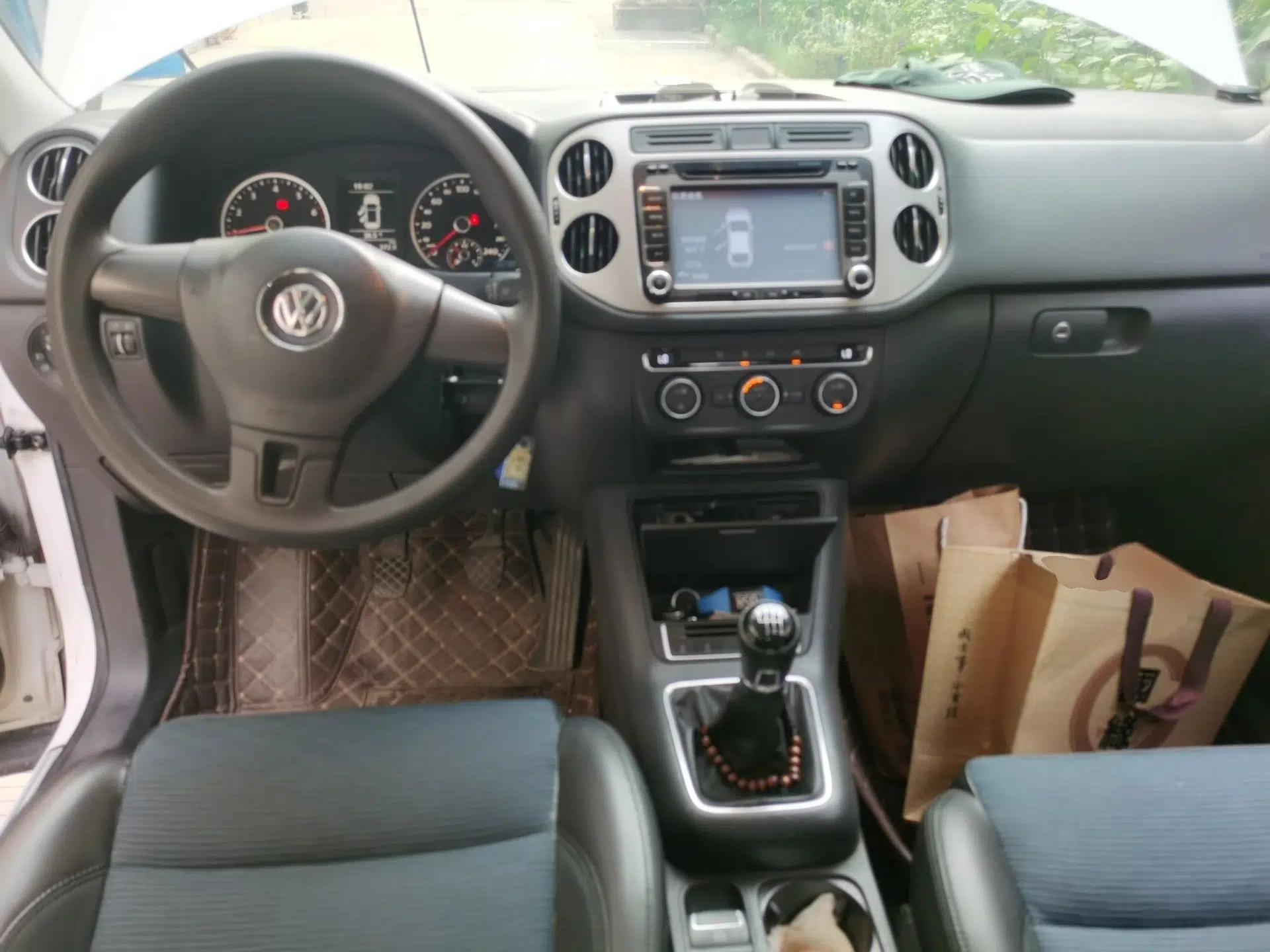 Volkswagen Tiguan 2013 1.4 TSI Manual Two-Wheel Drive BlueMotion Edition — миниатюра 9