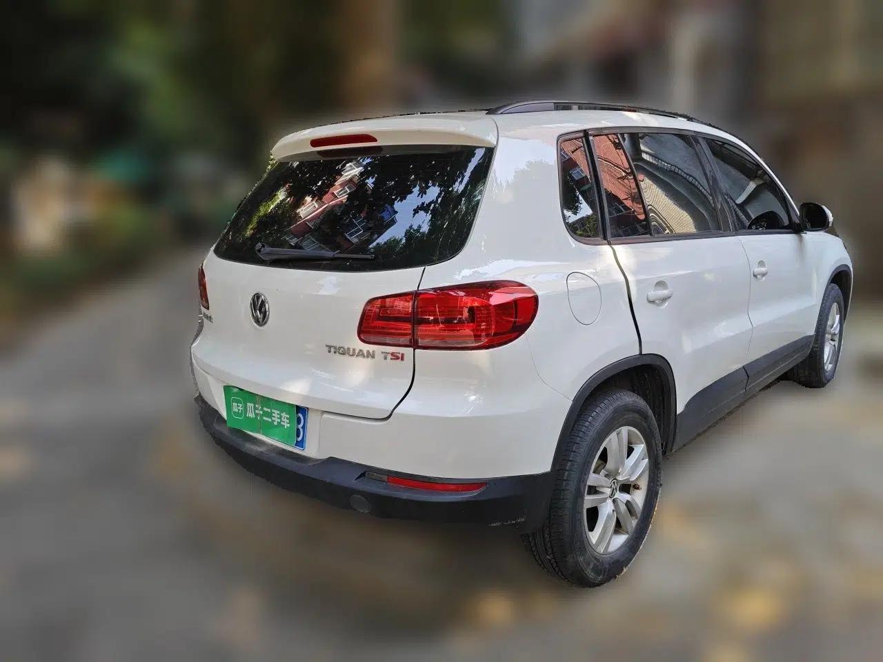 Volkswagen Tiguan 2013 1.8TSI Automatic Two-Wheel Drive Trend Edition — миниатюра 6
