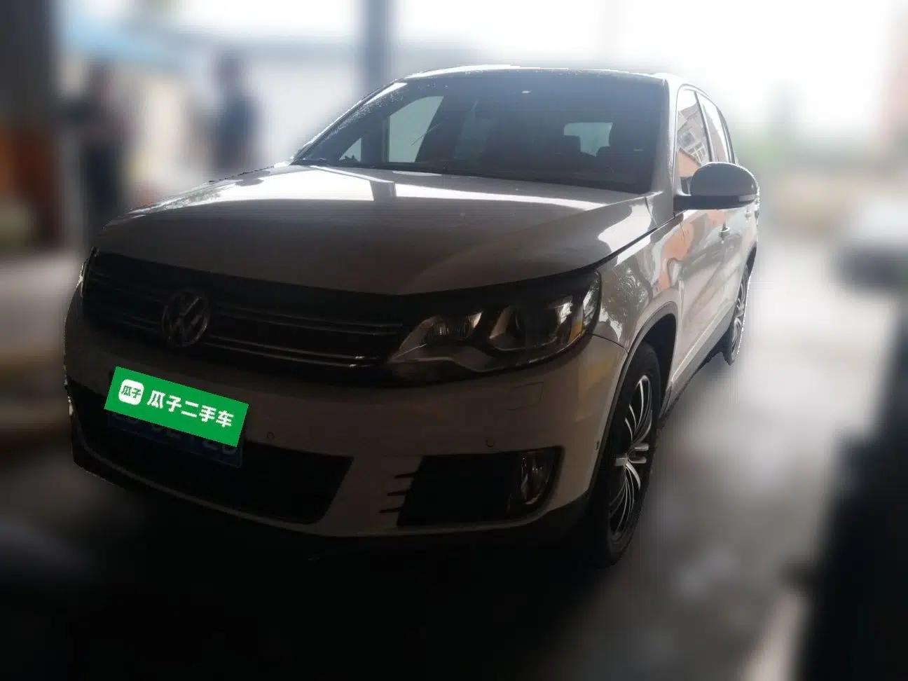 Volkswagen Tiguan 2013 2.0 TSI Automatic All-Wheel-Drive Flagship Edition — миниатюра 1