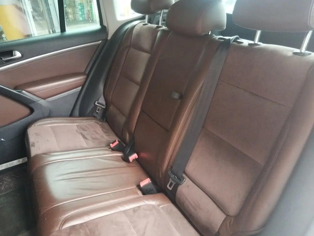 Volkswagen Tiguan 2013 2.0 TSI Automatic All-Wheel-Drive Flagship Edition — миниатюра 17
