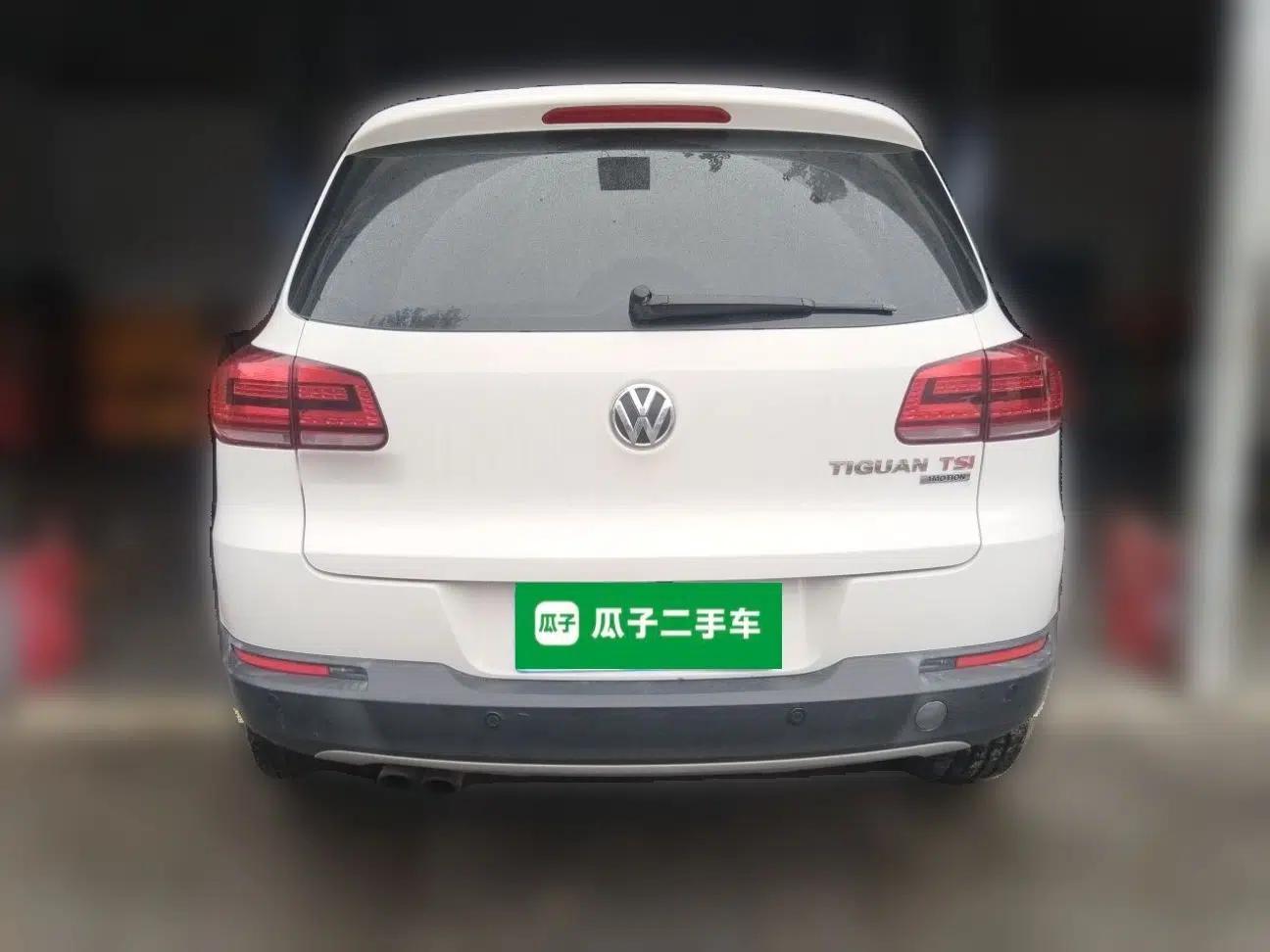Volkswagen Tiguan 2013 2.0 TSI Automatic All-Wheel-Drive Flagship Edition — миниатюра 5