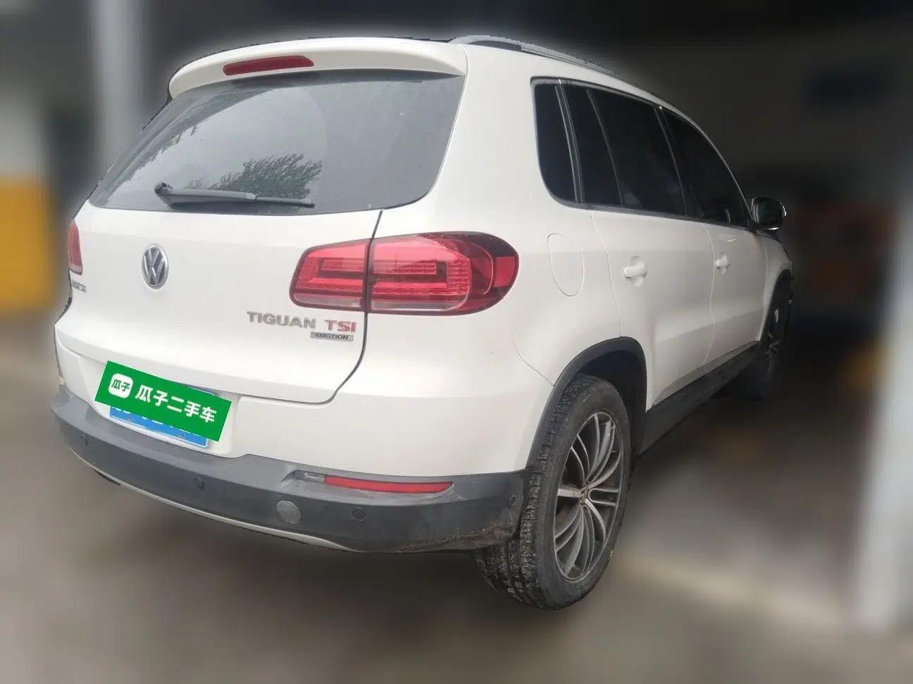 Volkswagen Tiguan 2013 2.0 TSI Automatic All-Wheel-Drive Flagship Edition — миниатюра 6