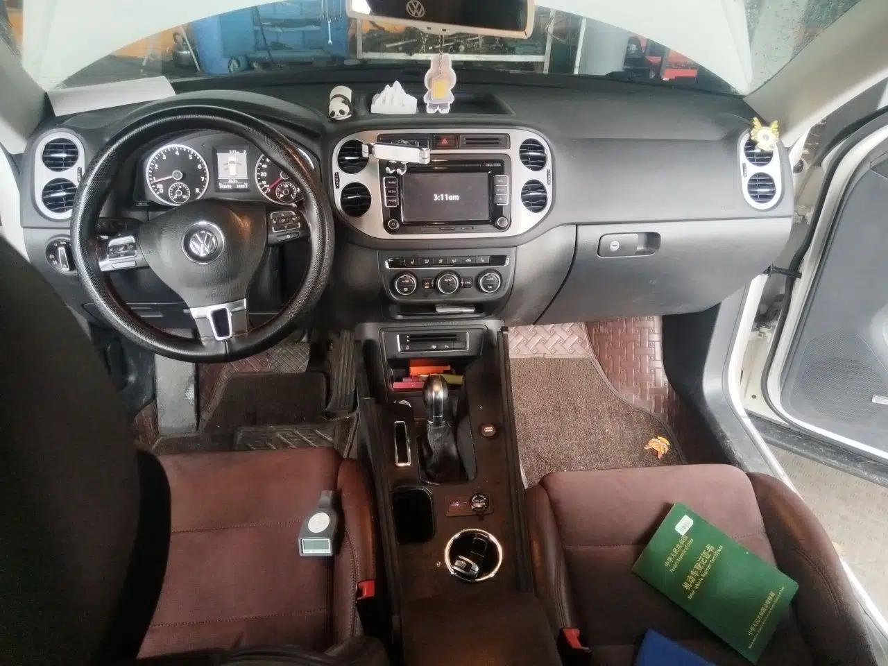 Volkswagen Tiguan 2013 2.0 TSI Automatic All-Wheel-Drive Flagship Edition — миниатюра 9