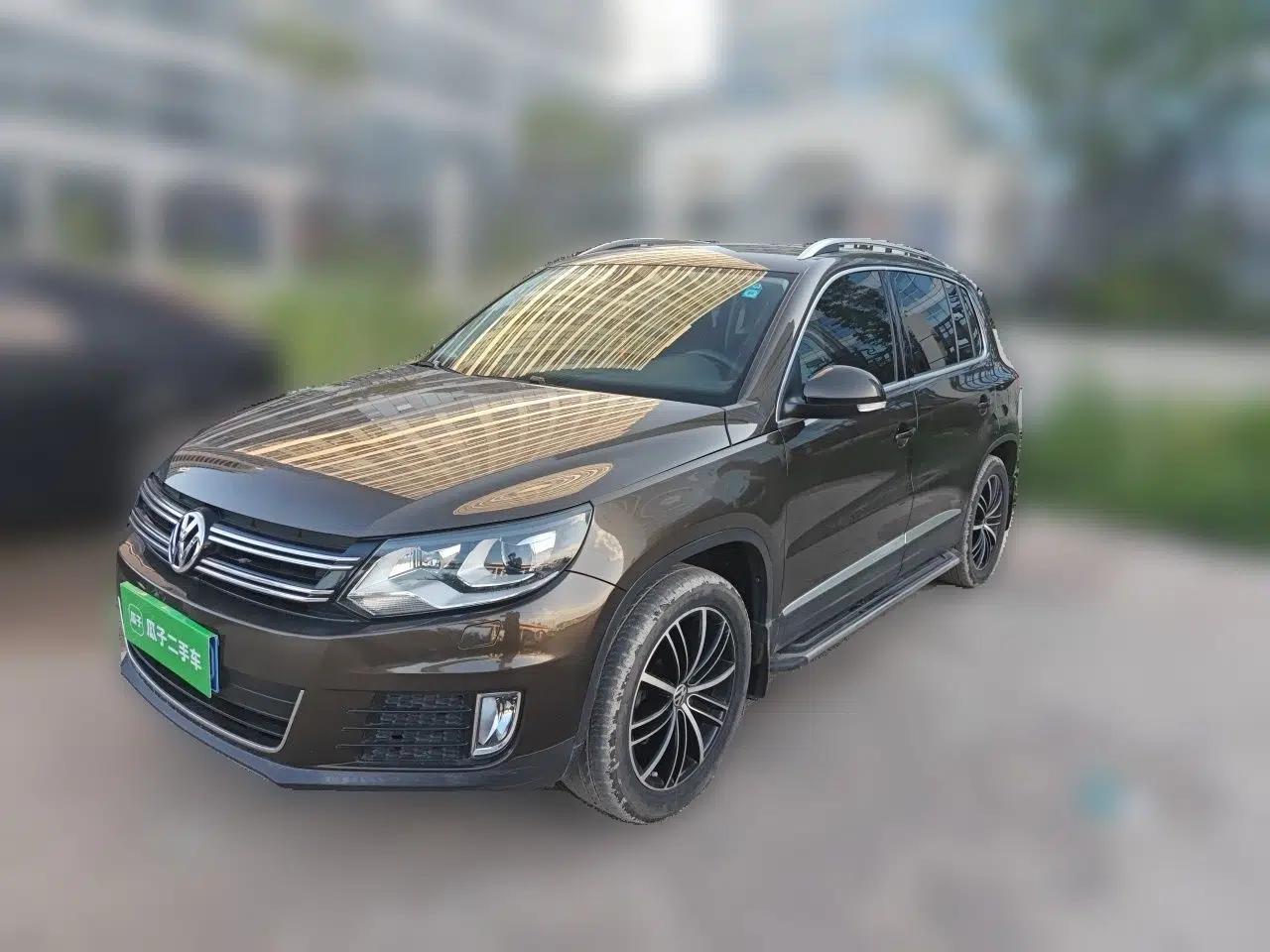 Volkswagen Tiguan 2015 1.8TSI Automatic All-Wheel-Drive Luxury Model — миниатюра 1