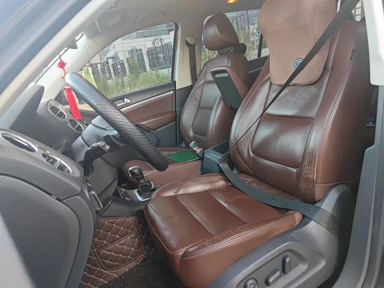 Volkswagen Tiguan 2015 1.8TSI Automatic All-Wheel-Drive Luxury Model — миниатюра 15