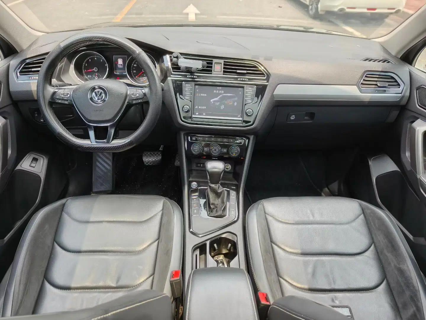 Volkswagen Tiguan L 2018 380TSI Automatic All-Wheel Drive Luxury Edition — миниатюра 10