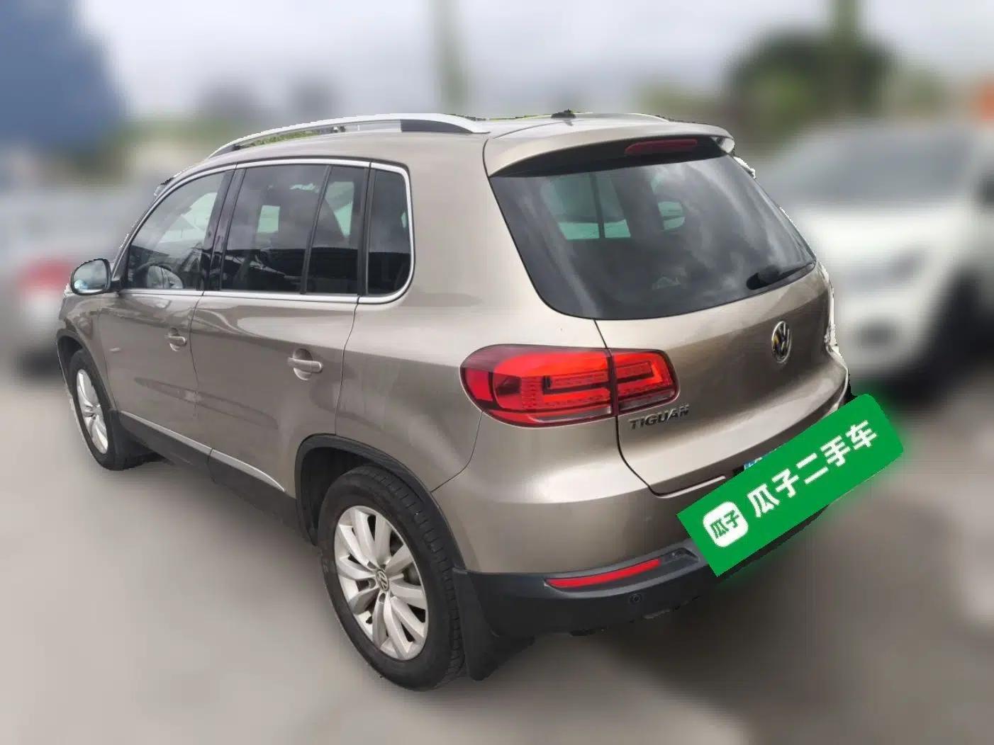 Volkswagen Tiguan 2016 2.0 TSI Four-Wheel Drive Standard Version — миниатюра 4