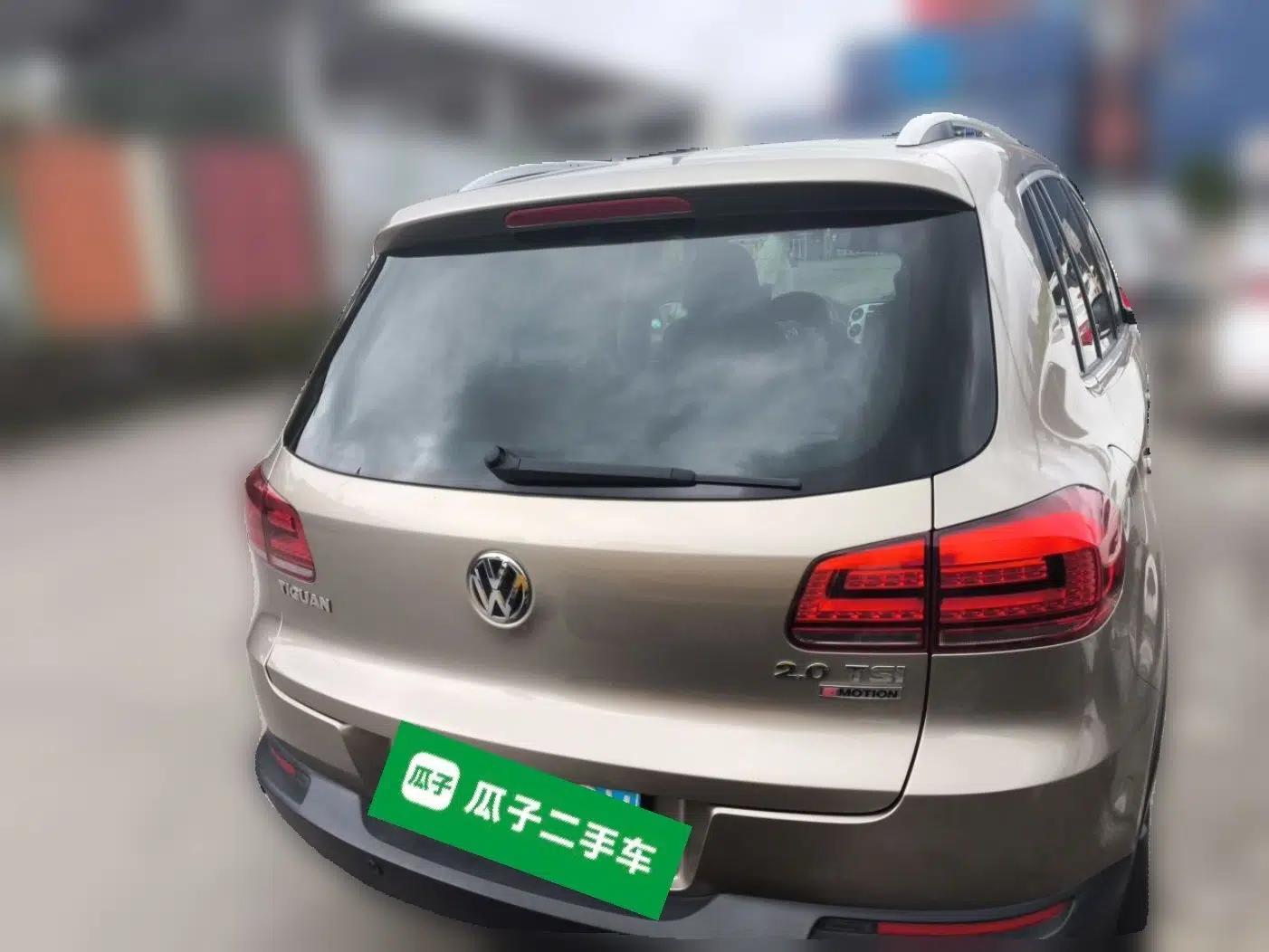 Volkswagen Tiguan 2016 2.0 TSI Four-Wheel Drive Standard Version — миниатюра 5