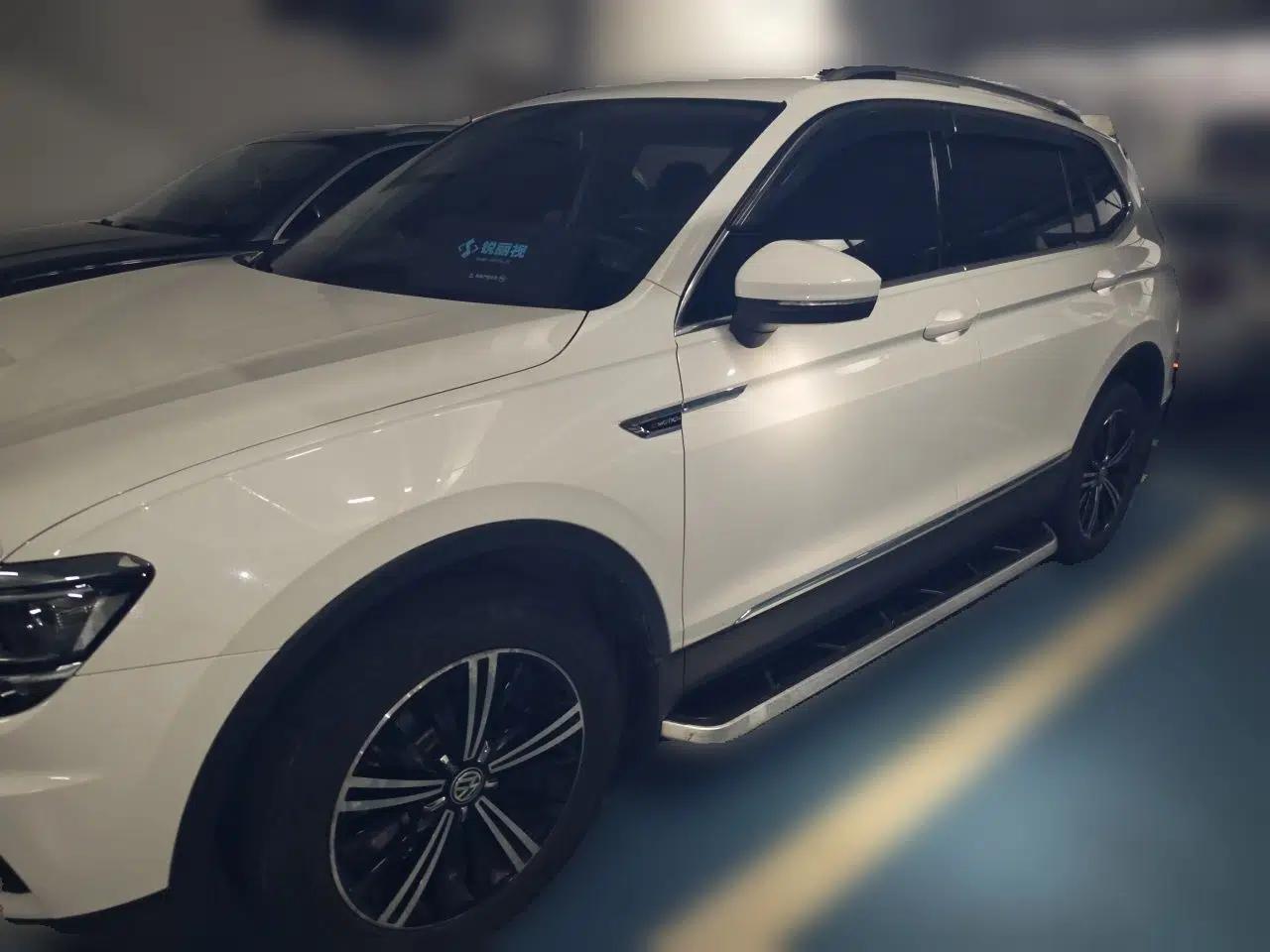 Volkswagen Tiguan L 2018 380TSI Automatic All-Wheel Drive Luxury Edition — миниатюра 1