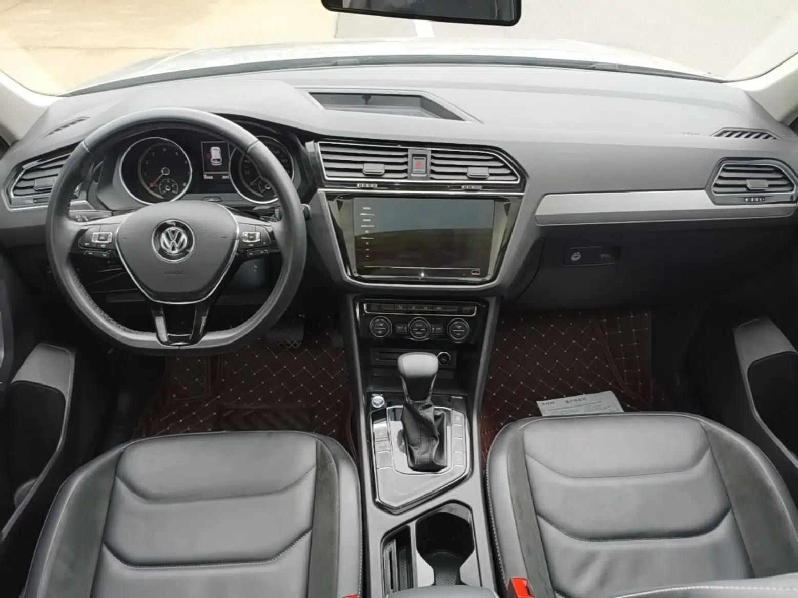Volkswagen Tiguan L 2019 Revised Version 280TSI Automatic Two-Wheel Drive Panoramic Comfort Edition China VI Standard — миниатюра 12