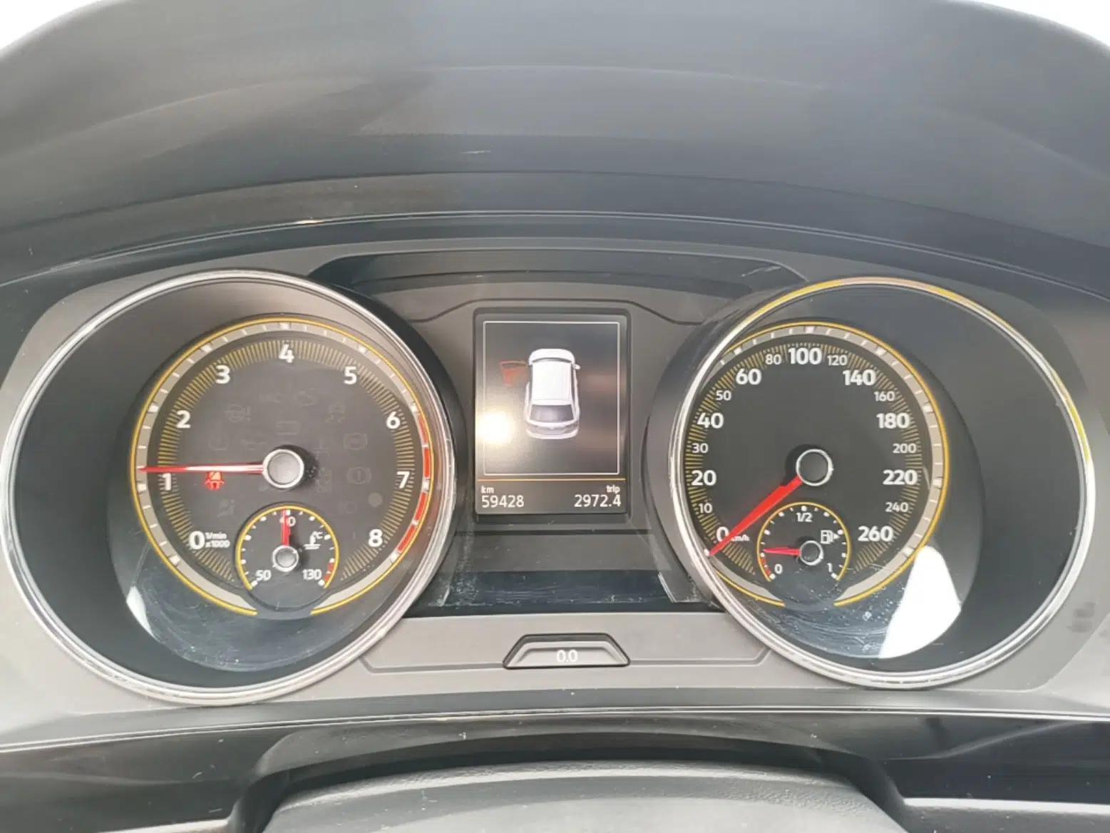 Volkswagen Tiguan L 2019 Revised Version 280TSI Automatic Two-Wheel Drive Panoramic Comfort Edition China VI Standard — миниатюра 14