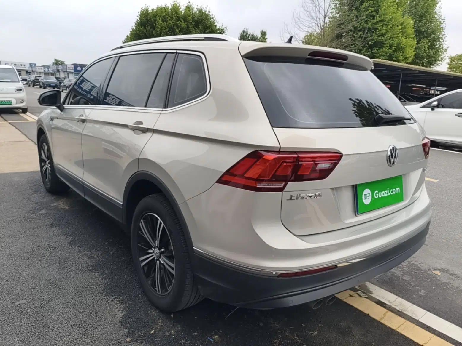 Volkswagen Tiguan L 2019 Revised Version 280TSI Automatic Two-Wheel Drive Panoramic Comfort Edition China VI Standard — миниатюра 4