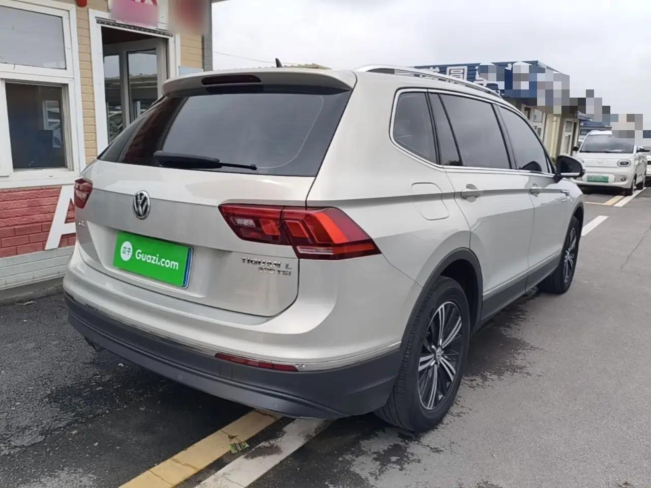 Volkswagen Tiguan L 2019 Revised Version 280TSI Automatic Two-Wheel Drive Panoramic Comfort Edition China VI Standard — миниатюра 6